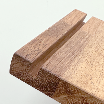 wood_stand_calendar